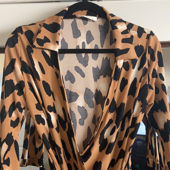 Cheetah wrap dress - Picture 2 of 7